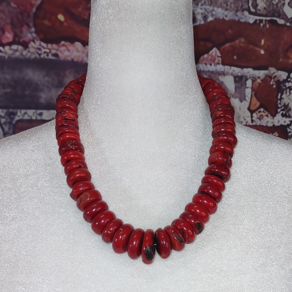 Vintage Artisan Crafted Coral Necklace